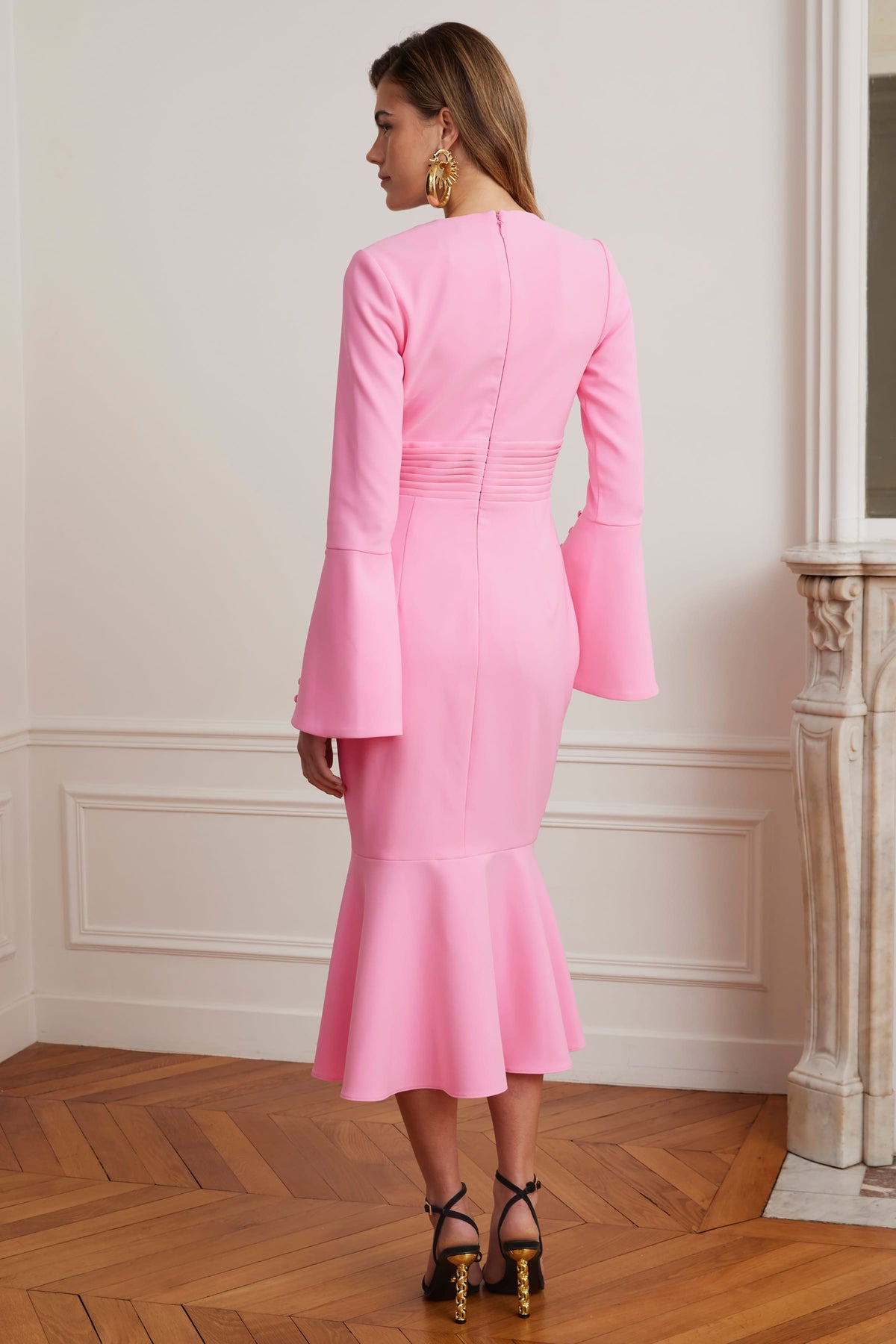 ROXIE Keyhole Midi Dress in Pink